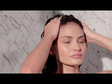 Load and play video in Gallery viewer, Curl Manifesto Luxury Holiday Gift Set from Kerastase